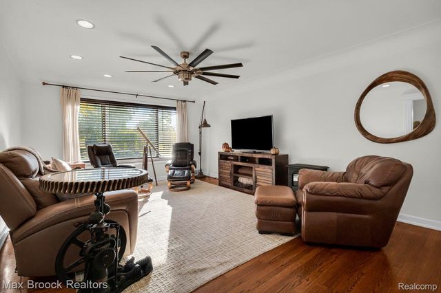22461 Revere Street, St. Clair Shores, MI 48080