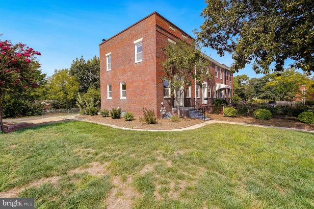 420 EARL ST, Alexandria, VA 22314