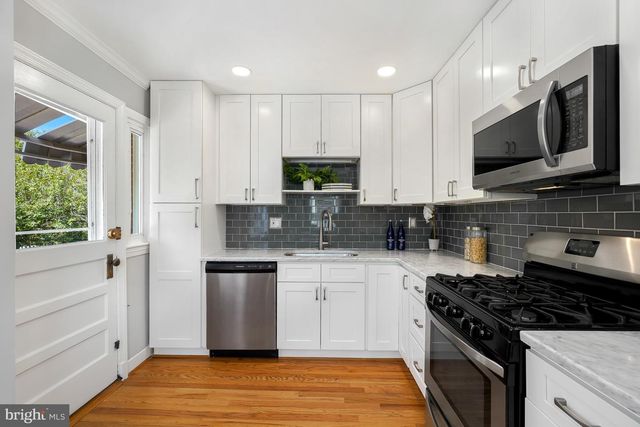 420 EARL ST, Alexandria, VA 22314