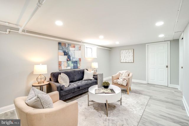 420 EARL ST, Alexandria, VA 22314