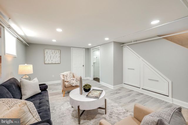 420 EARL ST, Alexandria, VA 22314