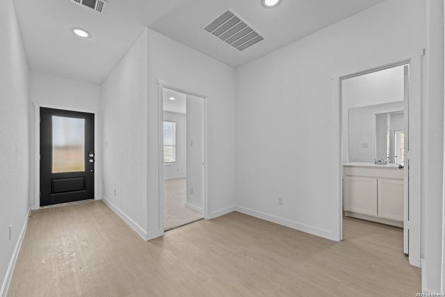 2323 Fort Davis Pass, Marion, TX 78124