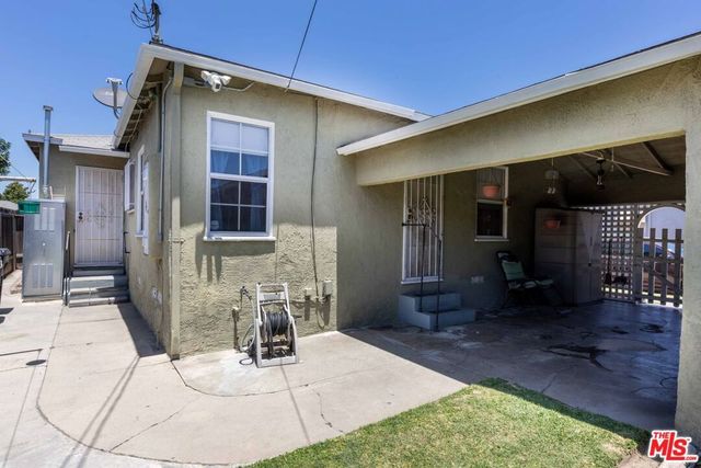 1220 E Palmer Street, Compton, CA 90221