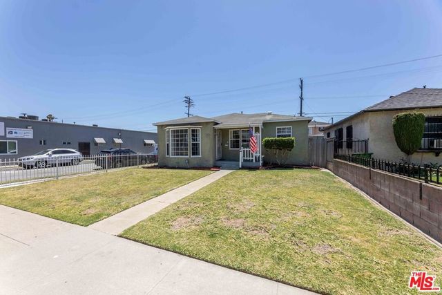 1220 E Palmer Street, Compton, CA 90221