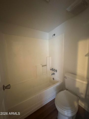 4828 W Orangewood Avenue Apt 124, Glendale, AZ 85301