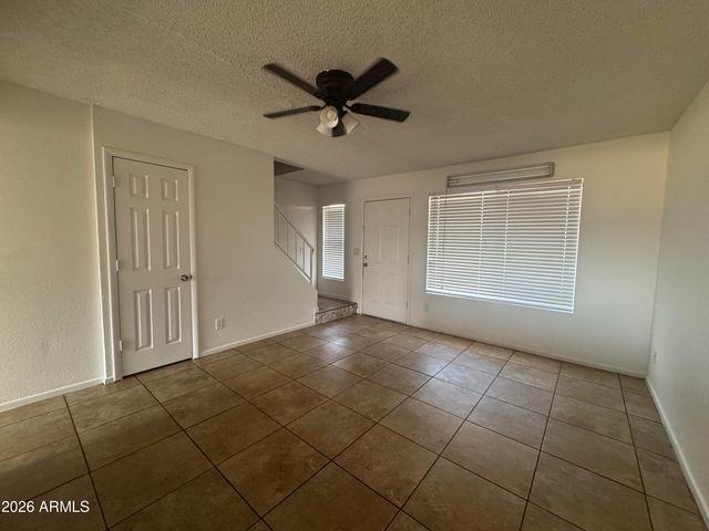4828 W Orangewood Avenue Apt 124, Glendale, AZ 85301