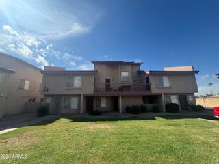 4828 W Orangewood Avenue Apt 124, Glendale, AZ 85301