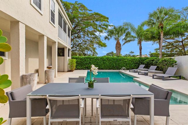 11815 Pebblewood Drive, Wellington, FL 33414