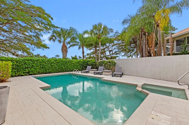 11815 Pebblewood Drive, Wellington, FL 33414
