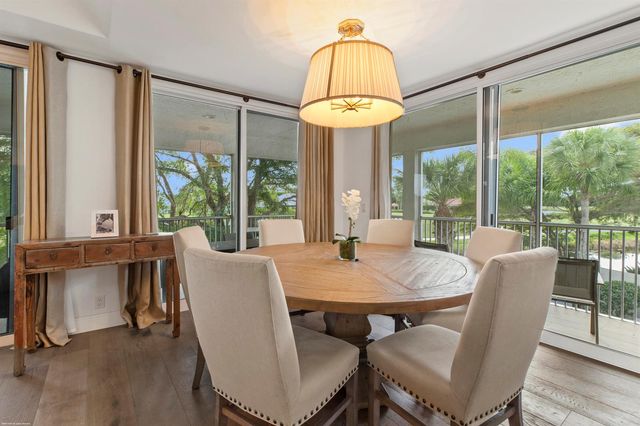 11815 Pebblewood Drive, Wellington, FL 33414