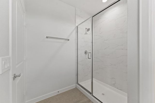 2106 Dewalt Street A, Houston, TX 77088