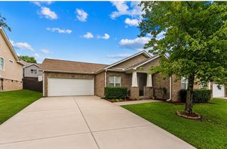 4944 Secretariat Dr, Antioch, TN 37013