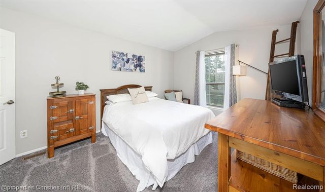 3112 Hidden Trail, Waterford, MI 48328