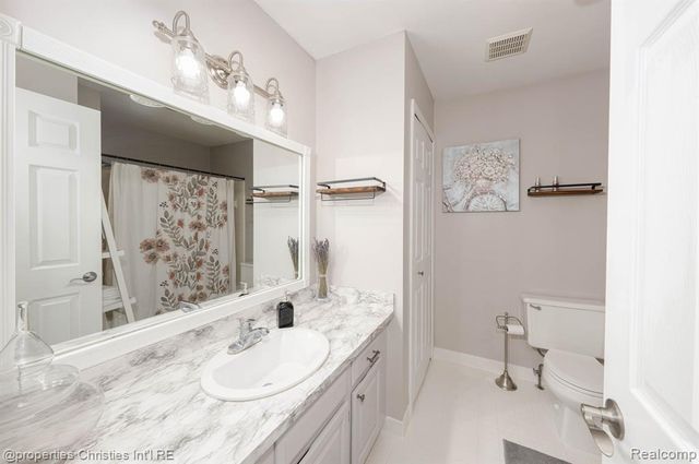 3112 Hidden Trail, Waterford, MI 48328