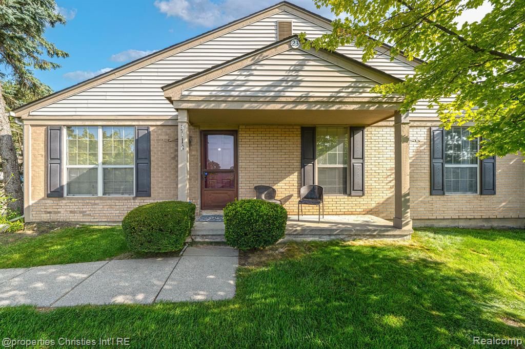 3112 Hidden Trail, Waterford, MI 48328