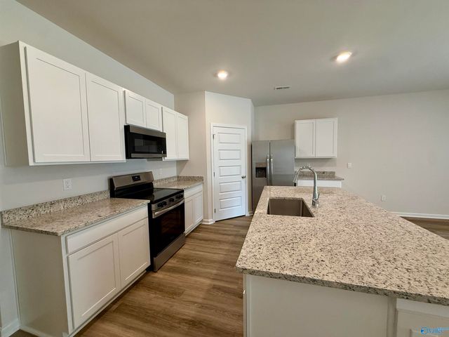 1263 Eidson Street, Athens, AL 35611