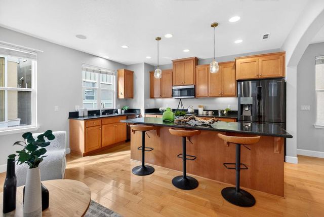 11512 Murano Circle, Cupertino, CA 95014