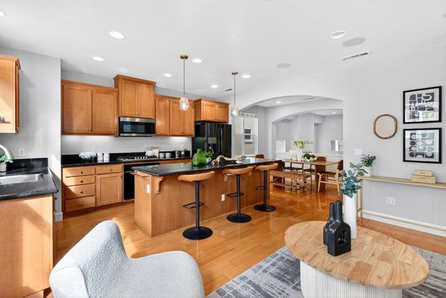 11512 Murano Circle, Cupertino, CA 95014