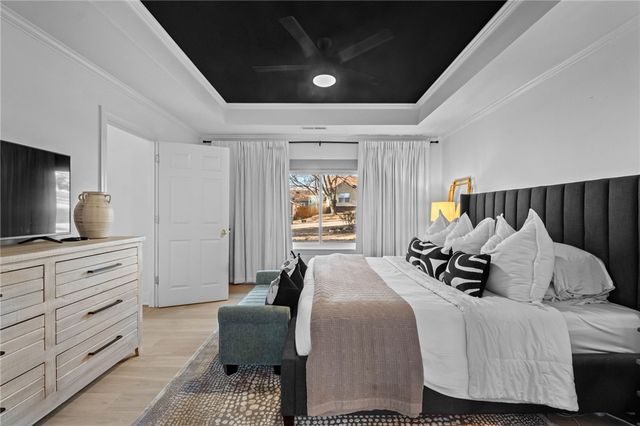 2784 N Raintree Drive, Fayetteville, AR 72703