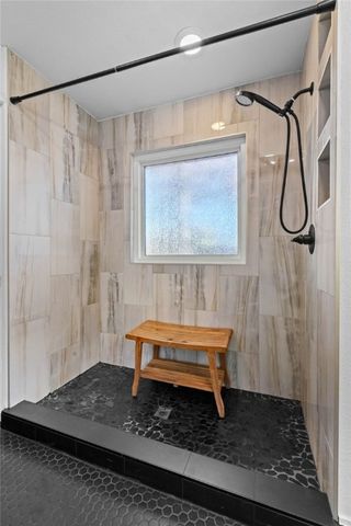 2784 N Raintree Drive, Fayetteville, AR 72703