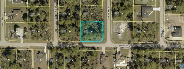 236 PINOLA AVENUE S, Lehigh Acres, FL 33974