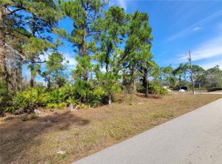 236 PINOLA AVENUE S, Lehigh Acres, FL 33974