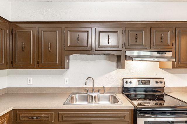 127 Susan Dr, Hendersonville, TN 37075