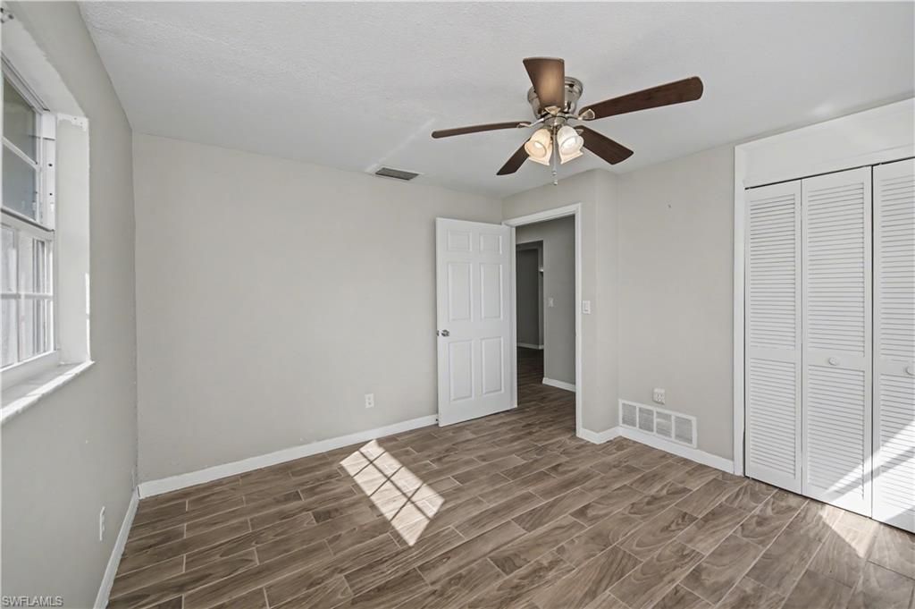 Image 11 of property listing at 4968 Vincennes ST, Cape Coral, FL 33904