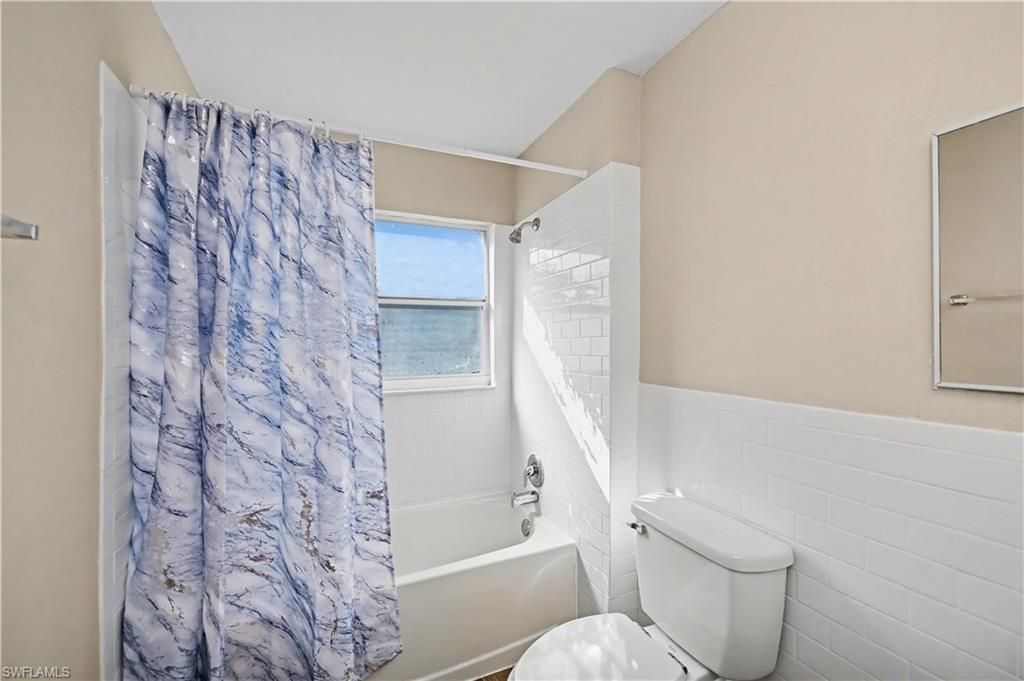 Image 14 of property listing at 4968 Vincennes ST, Cape Coral, FL 33904