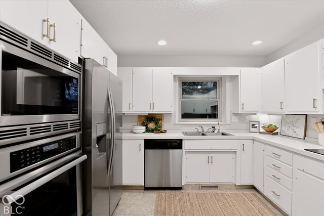 4657 Aldersgate Drive, Carmel, IN 46033