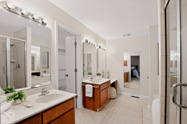 4657 Aldersgate Drive, Carmel, IN 46033