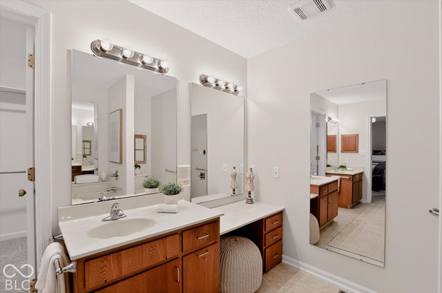 4657 Aldersgate Drive, Carmel, IN 46033