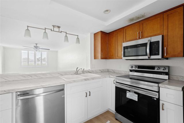 2618 COVE CAY DRIVE 108, Clearwater, FL 33760