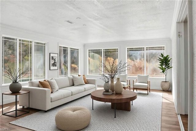 3104 Nansemond PW, Suffolk, VA 23434