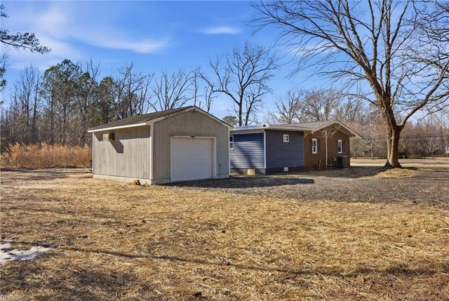 3104 Nansemond PW, Suffolk, VA 23434