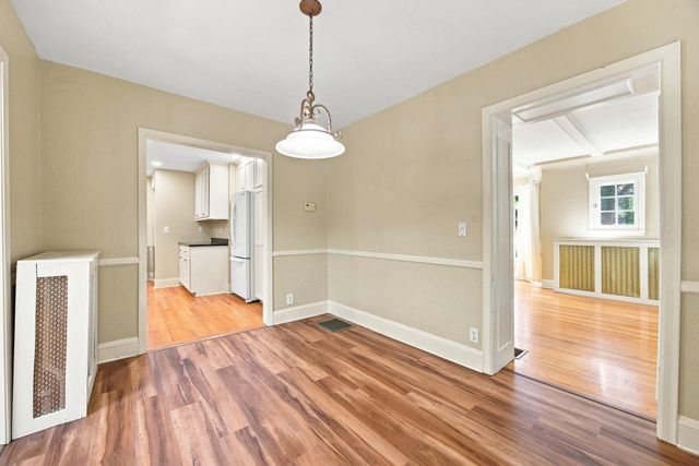 3900 W 47th Street, Edina, MN 55424