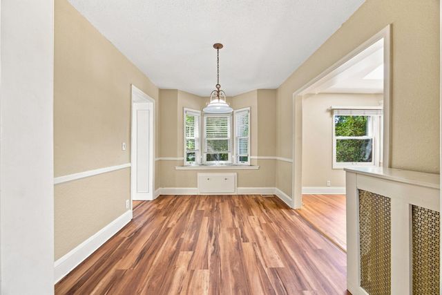 3900 W 47th Street, Edina, MN 55424