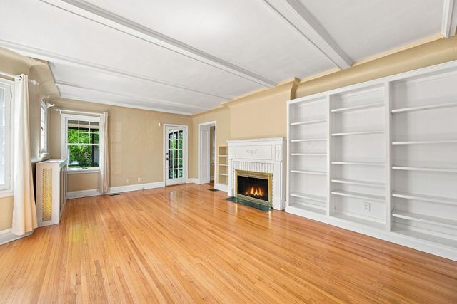 3900 W 47th Street, Edina, MN 55424