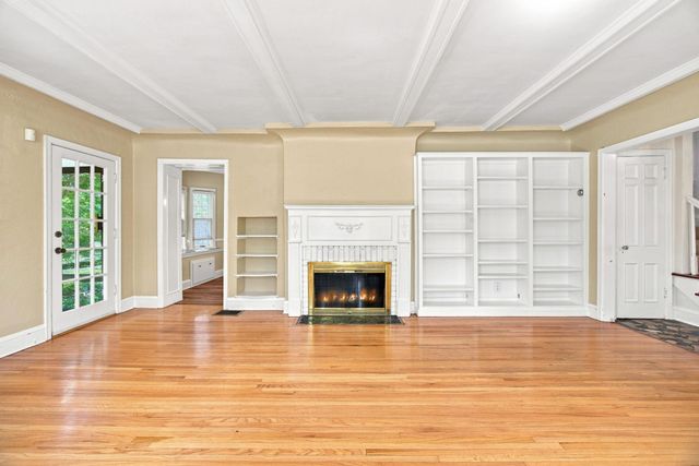 3900 W 47th Street, Edina, MN 55424