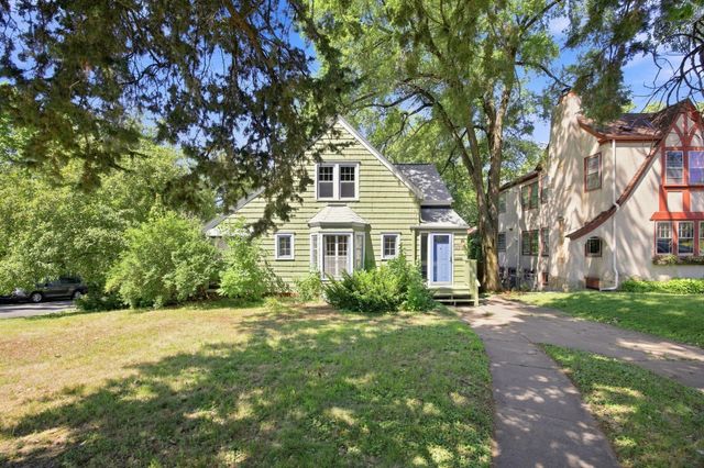 3900 W 47th Street, Edina, MN 55424