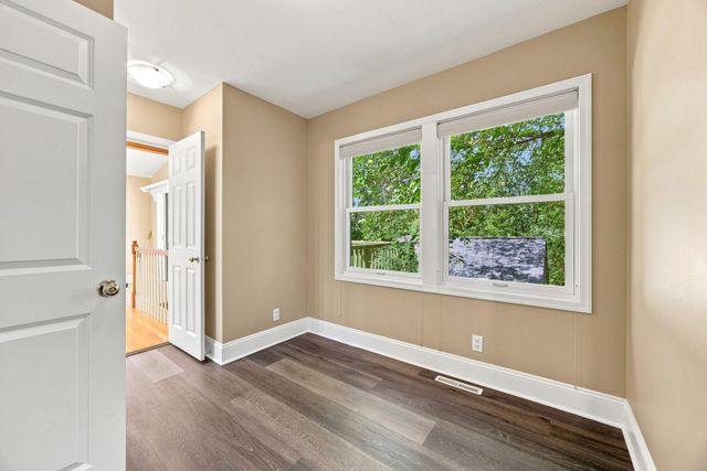 3900 W 47th Street, Edina, MN 55424