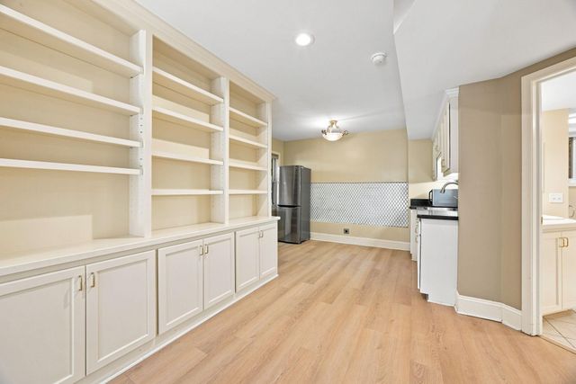 3900 W 47th Street, Edina, MN 55424