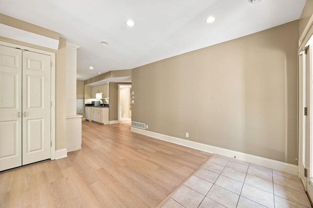 3900 W 47th Street, Edina, MN 55424