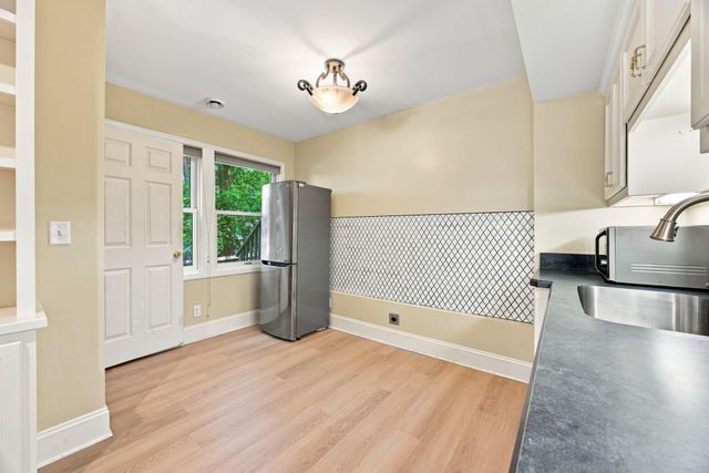 3900 W 47th Street, Edina, MN 55424