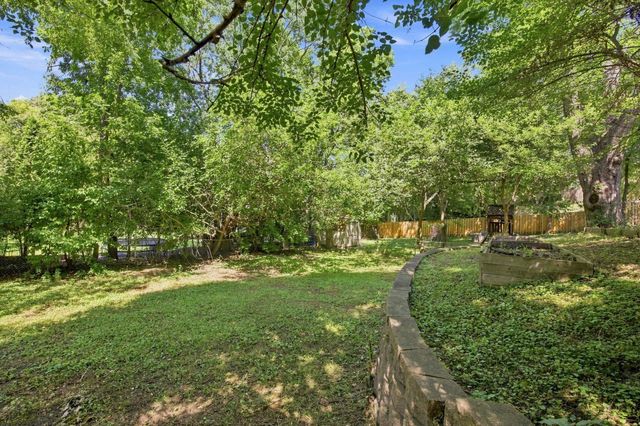 3900 W 47th Street, Edina, MN 55424