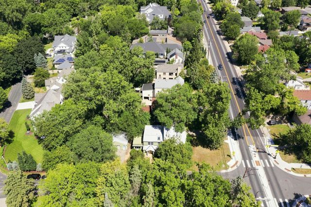 3900 W 47th Street, Edina, MN 55424