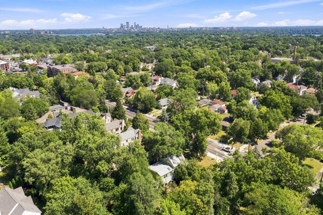 3900 W 47th Street, Edina, MN 55424