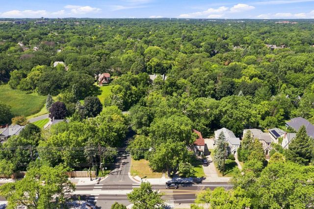 3900 W 47th Street, Edina, MN 55424