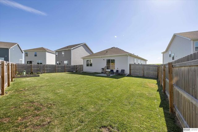 9408 Reynolds Street, Omaha, NE 68122