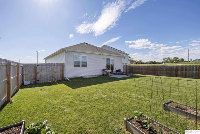 9408 Reynolds Street, Omaha, NE 68122